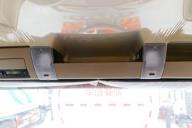 重汽豪沃(HOWO)底盘&nbsp;随车吊驾驶室图片