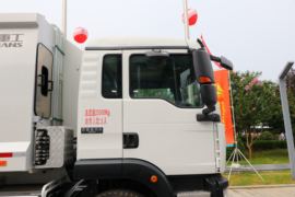 重汽汕德卡底盘&nbsp;垃圾运输车外观图片