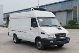 南京依维柯底盘&nbsp;冷藏车外观图片