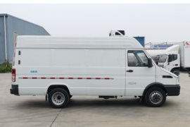 南京依维柯底盘&nbsp;冷藏车外观图片