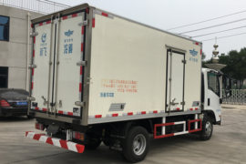 庆铃底盘 冷藏车外观图片