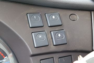 �������� ��ʨC6 330���� 8X4 7.6���������������䳵(����)(�м���)(CQ5317GJBHV09286)ͼƬ