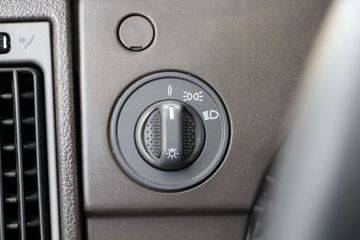 �������� ��ʨC6 330���� 8X4 7.6���������������䳵(����)(�м���)(CQ5317GJBHV09286)ͼƬ