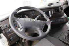 上汽红岩 杰狮C6 330马力 8X4 7.6方混凝土搅拌运输车(国六)(中集瑞江)(CQ5317GJBHV09286)