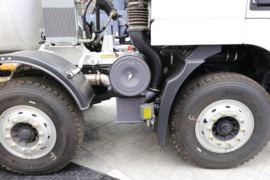 杰狮&nbsp;混凝土搅拌车底盘                                                图片