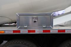 上汽红岩 杰狮C6 330马力 8X4 7.6方混凝土搅拌运输车(国六)(中集瑞江)(CQ5317GJBHV09286)