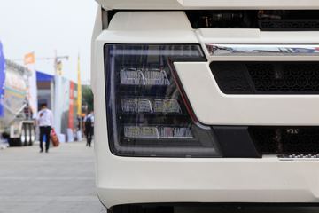 �й����� HOWO TH7�ؿ� 460���� 8X4 ��س�(����)(��Ҷ��)ͼƬ