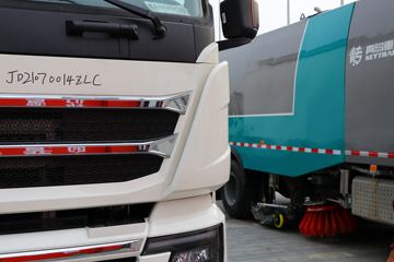 �й����� HOWO TH7�ؿ� 460���� 8X4 ��س�(����)(��Ҷ��)ͼƬ