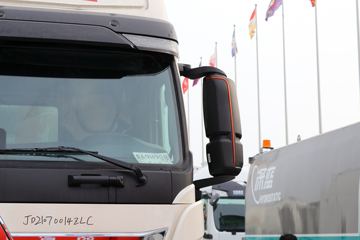 �й����� HOWO TH7�ؿ� 460���� 8X4 ��س�(����)(��Ҷ��)ͼƬ