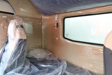 �й����� HOWO TH7�ؿ� 460���� 8X4 ��س�(����)(��Ҷ��)ͼƬ