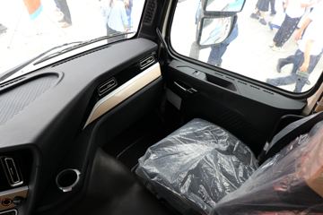 �й����� HOWO TH7�ؿ� 460���� 8X4 ��س�(����)(��Ҷ��)ͼƬ