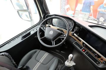 �й����� HOWO TH7�ؿ� 460���� 8X4 ��س�(����)(��Ҷ��)ͼƬ