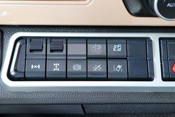 �й����� HOWO TH7�ؿ� 460���� 8X4 ��س�(����)(��Ҷ��)ͼƬ