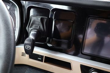 �й����� HOWO TH7�ؿ� 460���� 8X4 ��س�(����)(��Ҷ��)ͼƬ