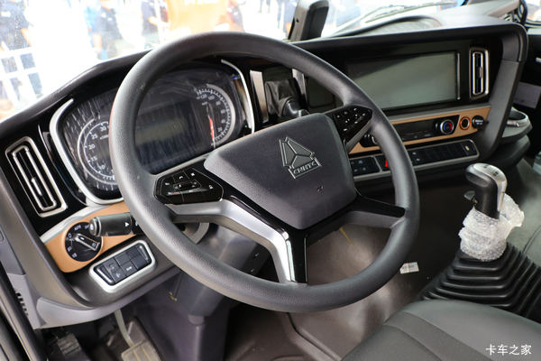 HOWO TH7��س��Ϻ����ȴ����� �����ߴ�4.58��