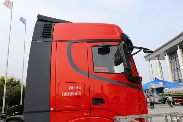 �������ó� �����콢520����Ż�0.3��