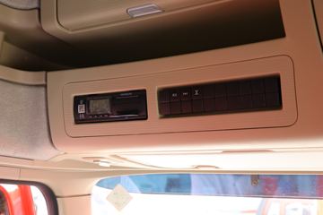 �������ó� �����콢KX ����� 520���� 6X4ǣ����(Һ��)(����)ͼƬ