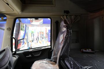 �������ó� �����콢KX ����� 520���� 6X4ǣ����(Һ��)(����)ͼƬ