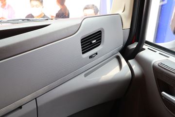 �������ó� �����콢KX ����� 520���� 6X4ǣ����(Һ��)(����)ͼƬ