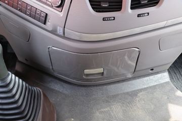 �������ó� �����콢KX ����� 520���� 6X4ǣ����(Һ��)(����)ͼƬ