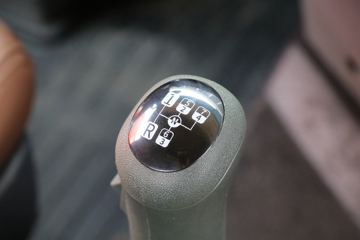 �������ó� �����콢KX ����� 520���� 6X4ǣ����(Һ��)(����)ͼƬ