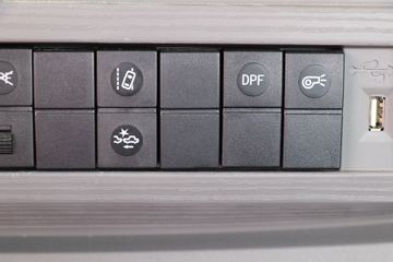 �������ó� �����콢KX ����� 520���� 6X4ǣ����(Һ��)(����)ͼƬ