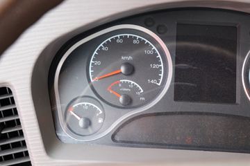 �������ó� �����콢KX ����� 520���� 6X4ǣ����(Һ��)(����)ͼƬ