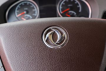 �������ó� �����콢KX ����� 520���� 6X4ǣ����(Һ��)(����)ͼƬ