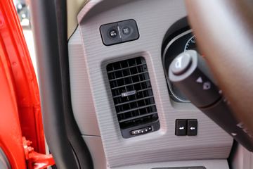 �������ó� �����콢KX ����� 520���� 6X4ǣ����(Һ��)(����)ͼƬ