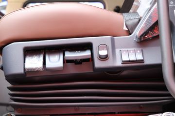 �������ó� �����콢KX ����� 520���� 6X4ǣ����(Һ��)(����)ͼƬ