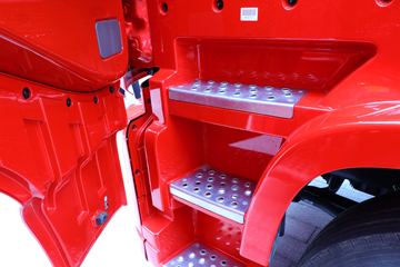 �������ó� �����콢KX ����� 520���� 6X4ǣ����(Һ��)(����)ͼƬ