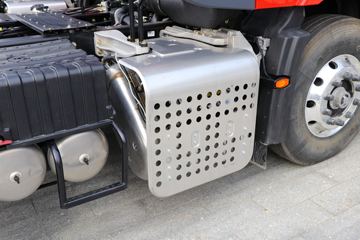 �������ó� �����콢KX ����� 520���� 6X4ǣ����(Һ��)(����)ͼƬ