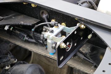 �������ó� �����콢KX ����� 520���� 6X4ǣ����(Һ��)(����)ͼƬ