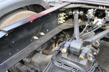 �������ó� �����콢KX ����� 520���� 6X4ǣ����(Һ��)(����)ͼƬ