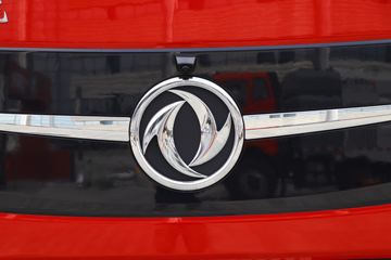 �������ó� �����콢KX 600���� 6X4 AMT�Զ���ǣ����(����)(Һ��)ͼƬ