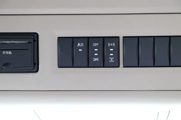 �������ó� �����콢KX 600���� 6X4 AMT�Զ���ǣ����(����)(Һ��)ͼƬ
