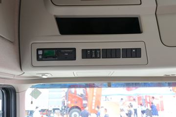 �������ó� �����콢KX 600���� 6X4 AMT�Զ���ǣ����(����)(Һ��)ͼƬ
