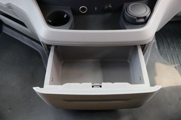 �������ó� �����콢KX 600���� 6X4 AMT�Զ���ǣ����(����)(Һ��)ͼƬ