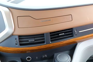 �������ó� �����콢KX 600���� 6X4 AMT�Զ���ǣ����(����)(Һ��)ͼƬ