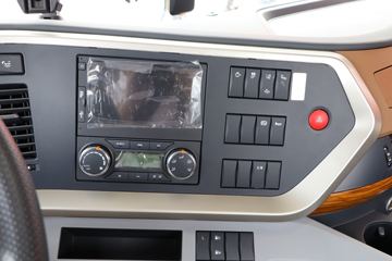 �������ó� �����콢KX 600���� 6X4 AMT�Զ���ǣ����(����)(Һ��)ͼƬ