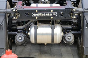 �������ó� �����콢KX 600���� 6X4 AMT�Զ���ǣ����(����)(Һ��)ͼƬ