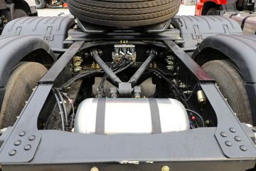 �������ó� �����콢KX 600���� 6X4 AMT�Զ���ǣ����(����)(Һ��)ͼƬ