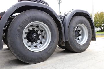 �������ó� �����콢KX 600���� 6X4 AMT�Զ���ǣ����(����)(Һ��)ͼƬ