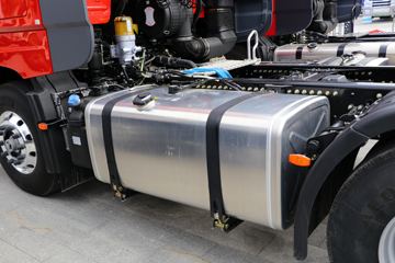 �������ó� �����콢KX 600���� 6X4 AMT�Զ���ǣ����(����)(Һ��)ͼƬ