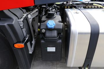 �������ó� �����콢KX 600���� 6X4 AMT�Զ���ǣ����(����)(Һ��)ͼƬ