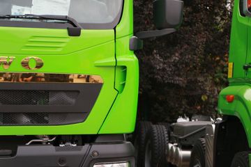 �й�����HOWO TX 430���� 8X4 6.5����ж��(ZZ3317V326GF1)ͼƬ