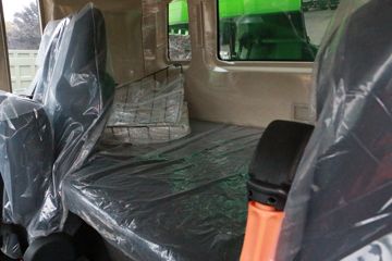 �й�����HOWO TX 430���� 8X4 6.5����ж��(ZZ3317V326GF1)ͼƬ