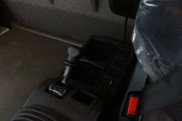 �й�����HOWO TX 430���� 8X4 6.5����ж��(ZZ3317V326GF1)ͼƬ