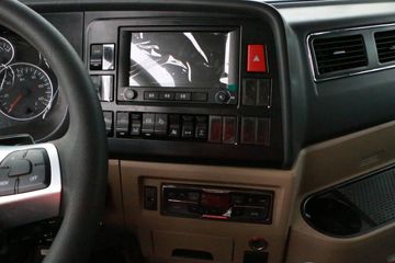 �й�����HOWO TX 430���� 8X4 6.5����ж��(ZZ3317V326GF1)ͼƬ