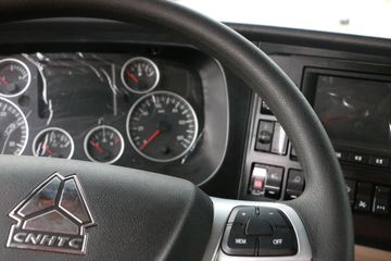 �й�����HOWO TX 430���� 8X4 6.5����ж��(ZZ3317V326GF1)ͼƬ